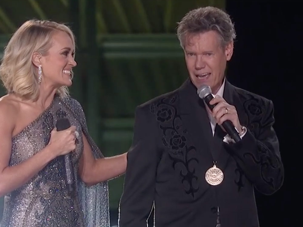 Watch Randy Travis Own the CMA Stage With a Single “Amen” | KPUR-FM